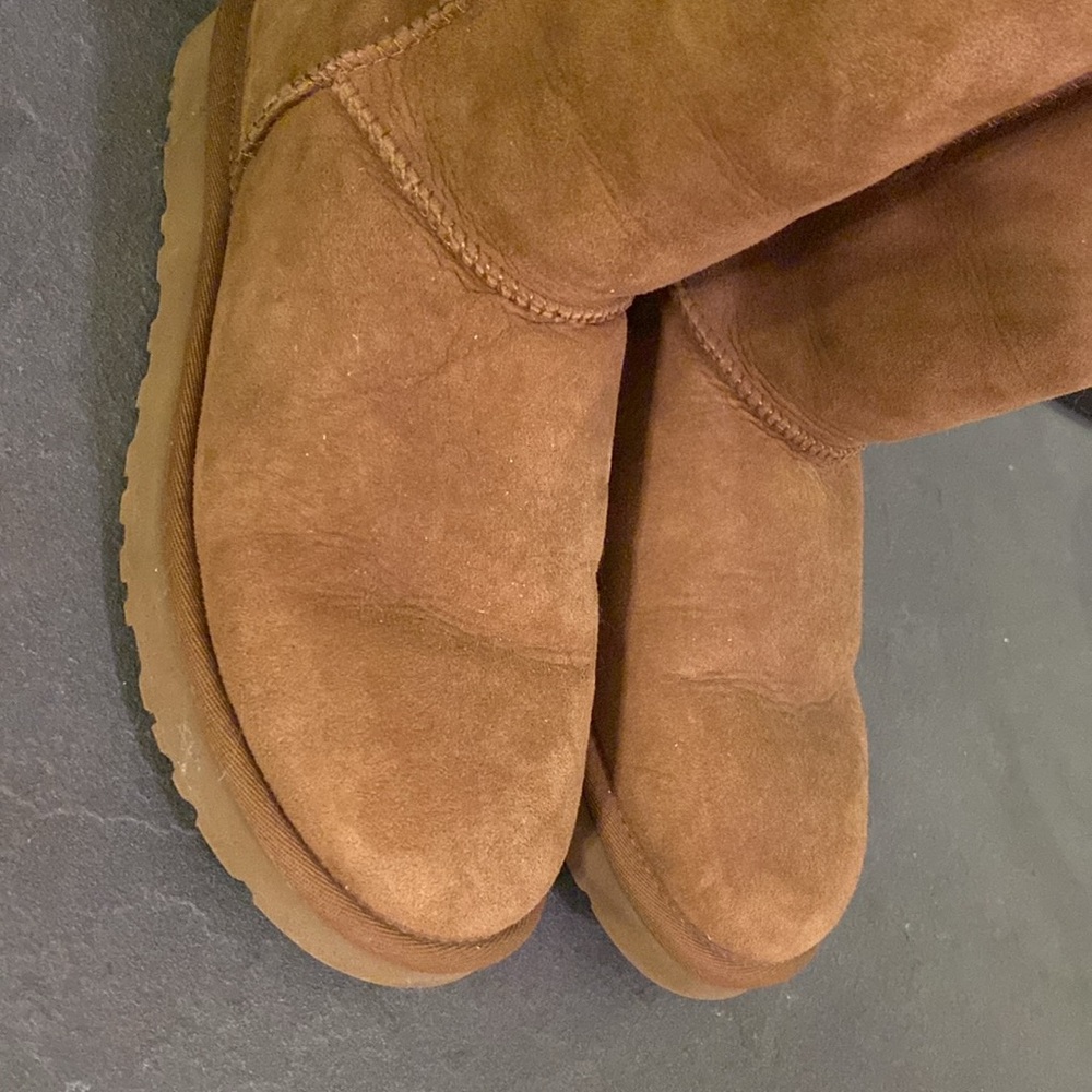 Classic Chestnut Tall UGGs. - Picture 8 of 10